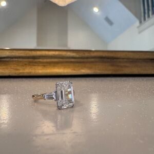 ✨3.19 carat Emerald cut Lab Diamond Ring✨ Two Toned 14k Women's Ring size 4.5
